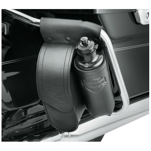 Saddlebag guard deals bag